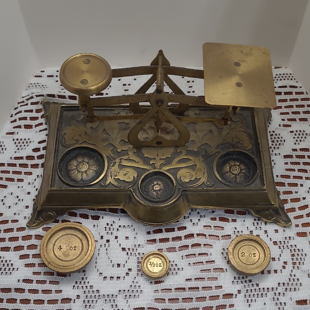Antique English Brass Scale & Weights Warranted Accurate